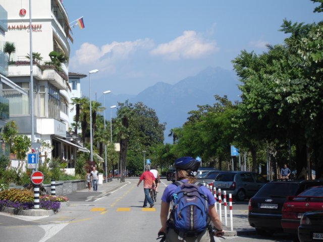 bikeridinginlocarno.jpg