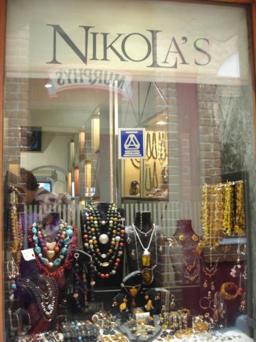nikolasstorewindowinthira.jpg