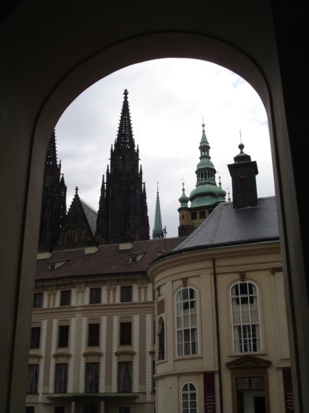 praguecastleandstvituscathedral.jpg