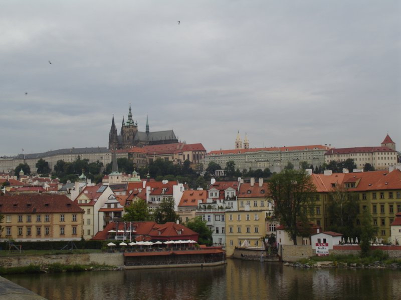 praguecastleandthecathedral.jpg