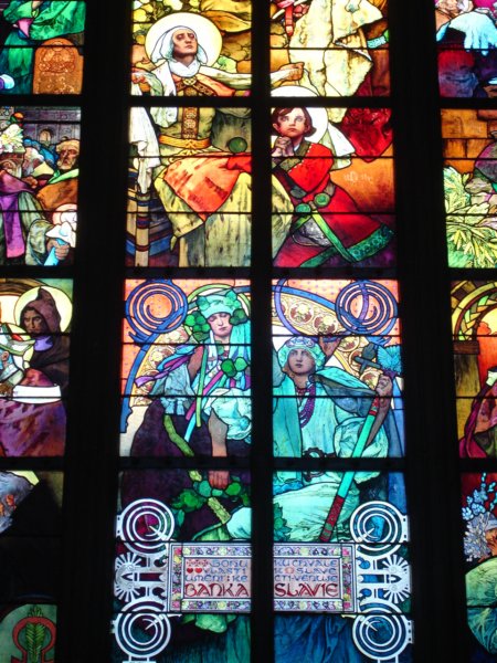 stainedglassofstvitus3.jpg