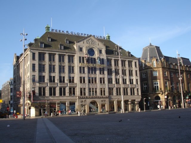 madametussaultondamsquare.jpg