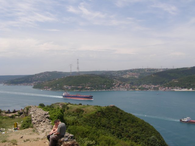 panoramicfromfortressanadoluhisari2.jpg