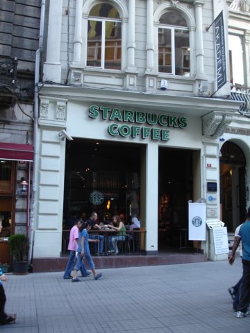 starbucksoneofthreeonistikllavenue.jpg