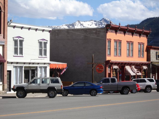 silvertonstreetscene.jpg