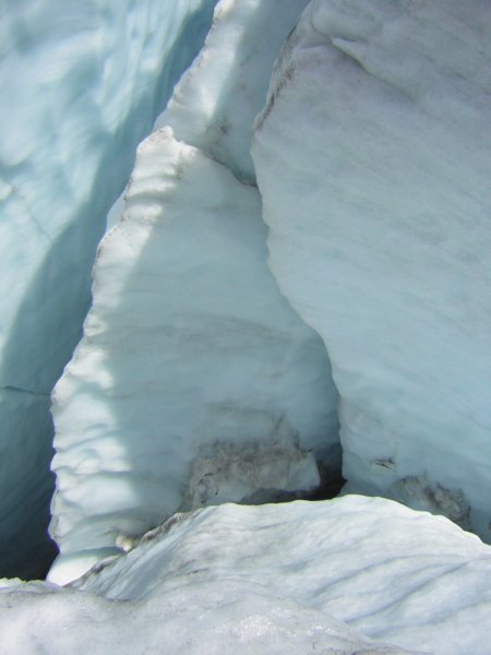 crevasseseasytosee.jpg