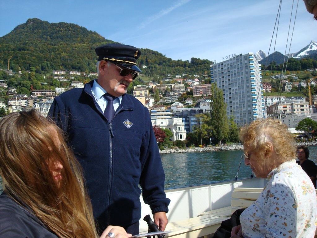 onsundayweboardedtheboatinmontreuxandthecrewmembercheckedourtickets.jpg