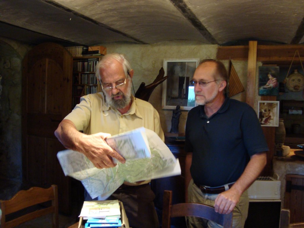 pickingupsomemapsfromjeanfrancoisandconferringonhikingoptions.jpg