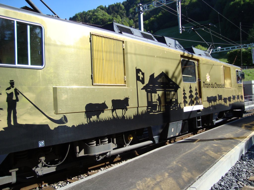 weleftmontreuxonthechocolatetrainheadingovertogstaadwegotoffatjor.jpg