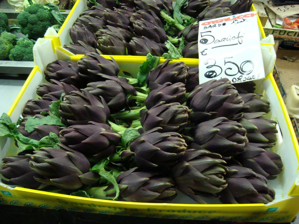 sardinianartichokesintheorientalmarket.jpg