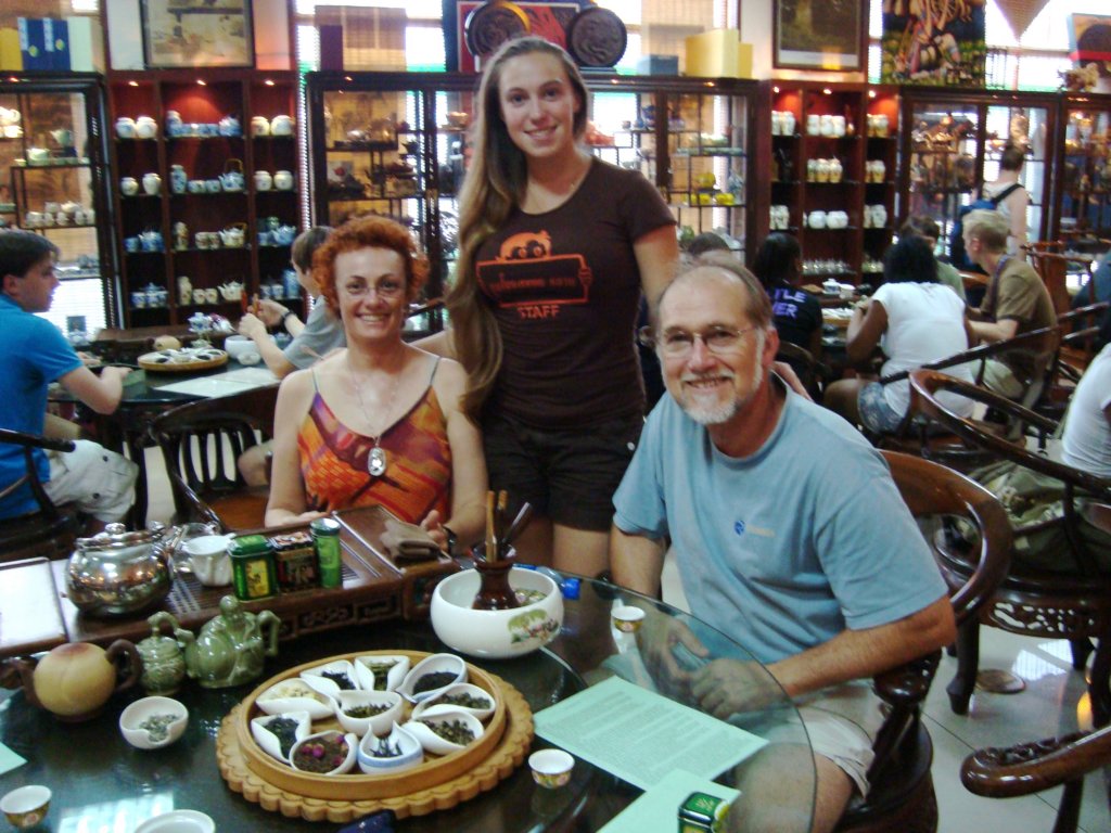 christinebrigitteandgregintheteashopattheterracottawarriorssite.jpg