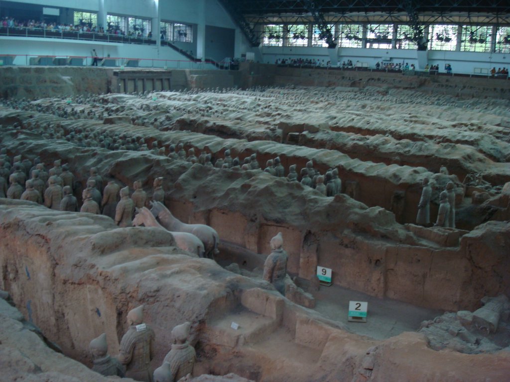 theterracottawarriorsinpit14.jpg