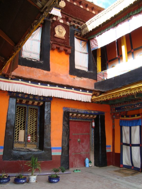 jokhangtemple6.jpg
