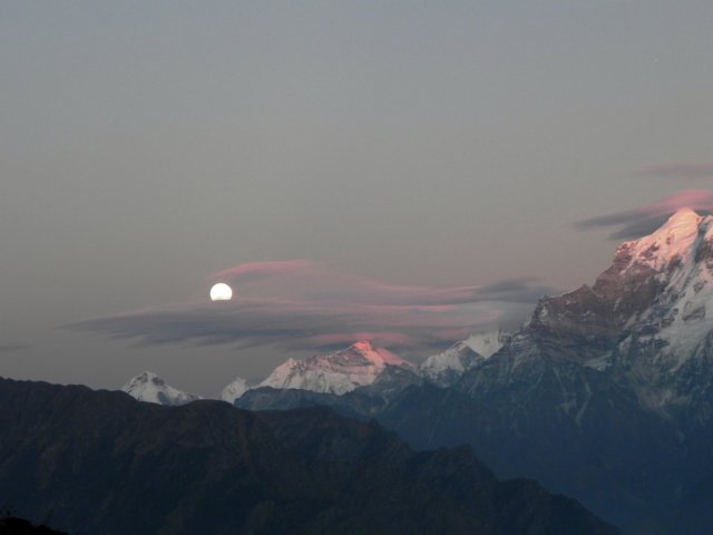 alpenglowandfullmoon6.jpg