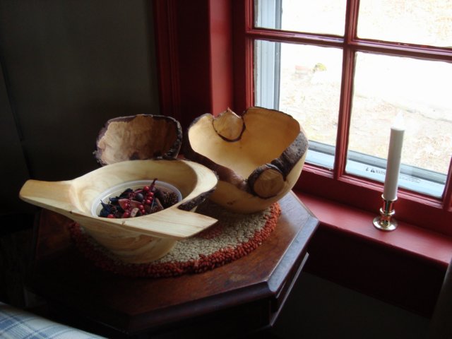 interestinglyturnedwoodenbowls.jpg